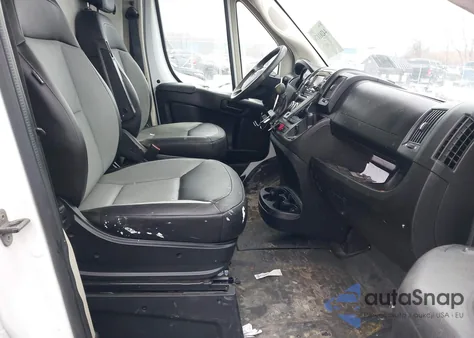 2018 Ram Promaster 2500 High Roof 136 Wb z USA, uszkodzony, nr VIN 3C6TRVCG1JE154760